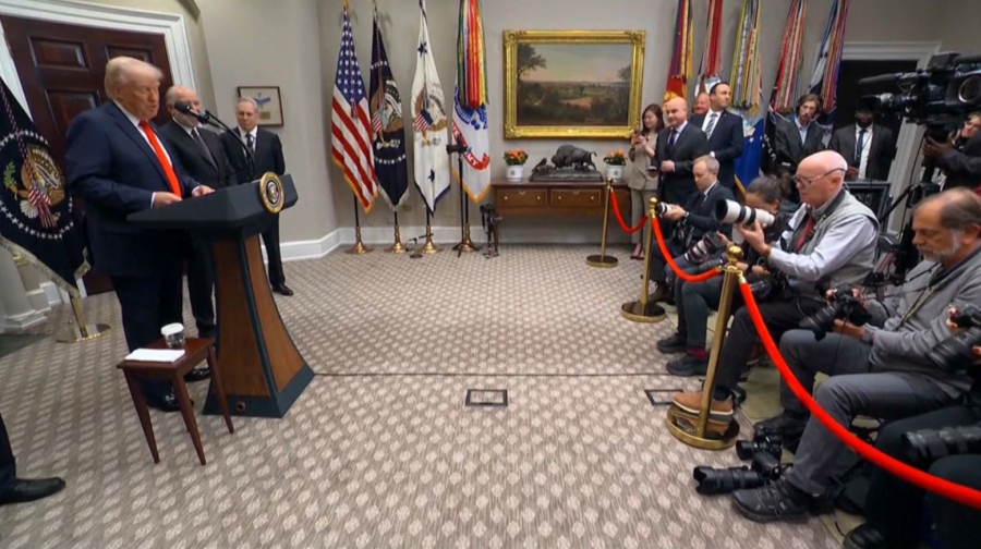 Дональд Трамп удвоил пошлины на китайские товары