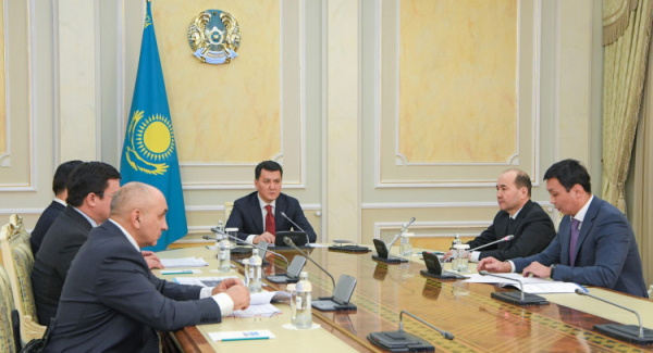 Е. Қарин жемқорлыққа қарсы комиссияның отырысын өткізді