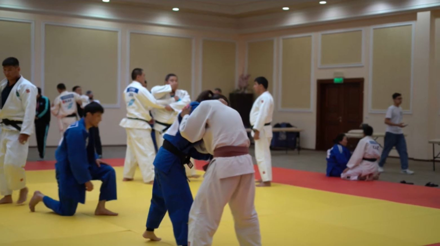 Дзюдодан ӘЧ: жарыс жолына Есет Қуанов шығады