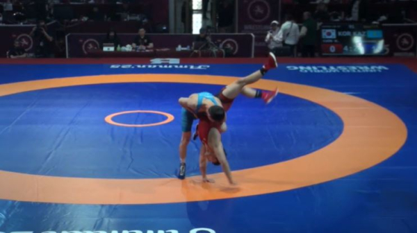 Сборная Казахстана завоевала четвёртую медаль на чемпионате Азии по борьбе