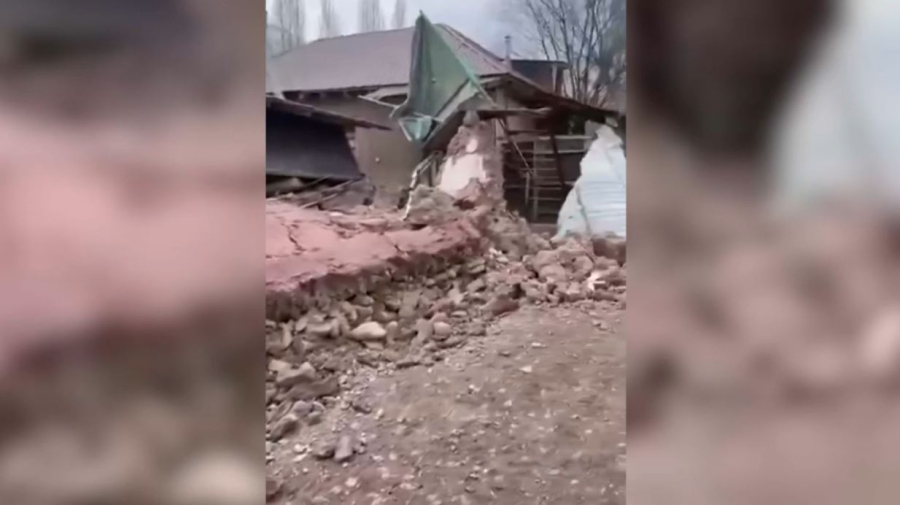 Тәжікстанда тағы жер сілкініп, 3 жасар бала көз жұмды