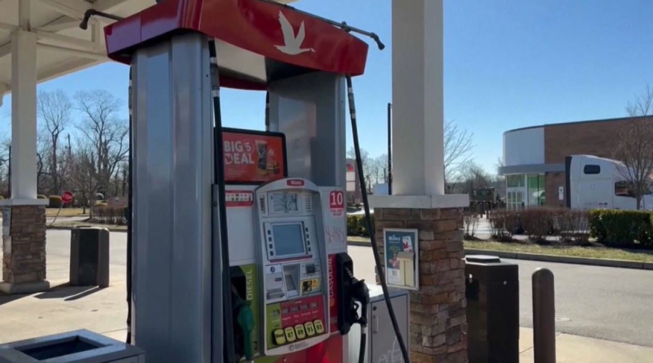 Рост цен на бензин меняет рынок авто