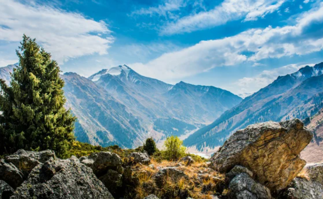 Казахстанцы обязаны сообщать МЧС о своих маршрутах в горах