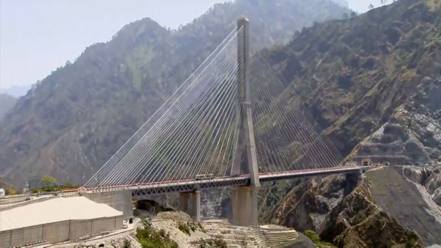 Үндістанда әлемдегі ең биік теміржол көпірі ашылды