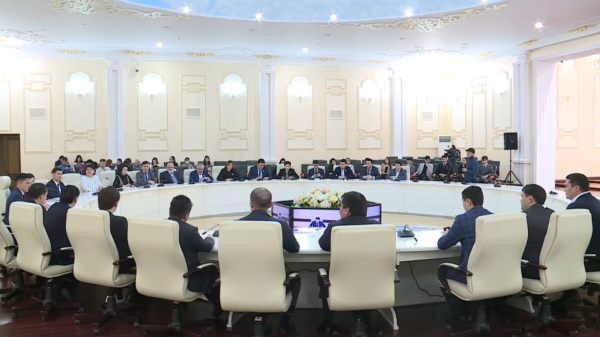 Ақтөбеліктерге бірыңғай уақыт белдеуіне өтудің тиімділігі түсіндірілді