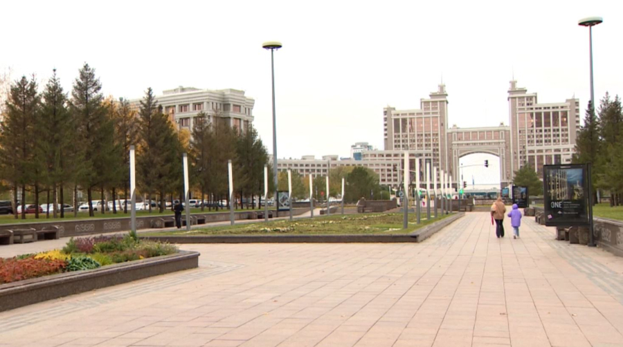 Сенатта "ЖИ туралы" заң қаралып жатыр