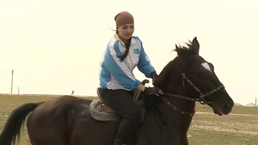 Кокпар набирает популярность среди девушек в Туркестанской области