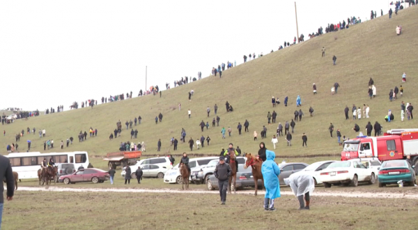 Көкбастаудағы думанды той мен дүбірлі бәйге