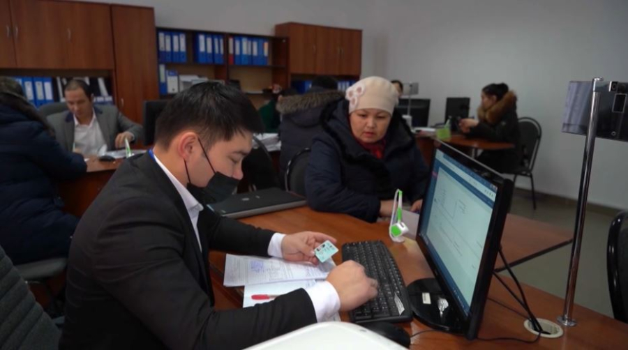 «Нацфонд – детям»: $2,5 млрд за два года начислено на счета юных казахстанцев