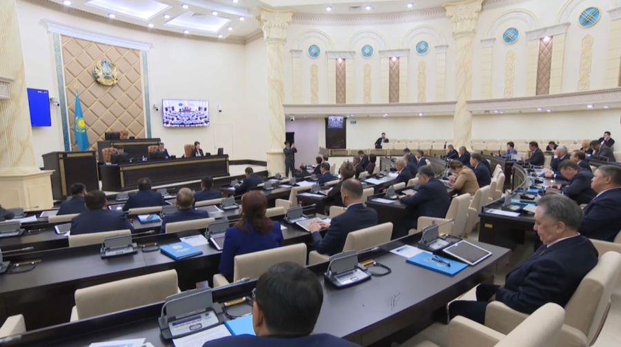 Ашимбаев о возможном переходе к однопалатному Парламенту