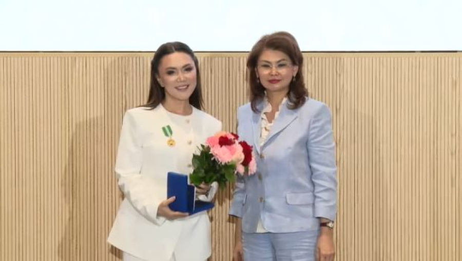 БАҚ өкілдері Президент атынан мемлекеттік наградалармен марапатталды