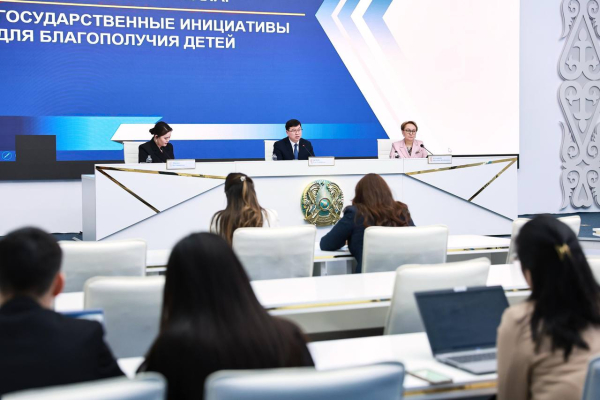 Застройщики Казахстана обязаны устанавливать оконные замки