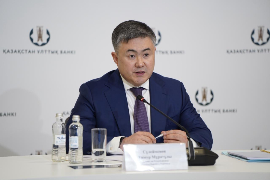 Глава Нацбанка дал совет казахстанцам по пенсионным накоплениям