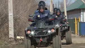 Актюбинские дачи патрулируют полицейские и военнослужащие