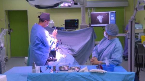 Елордада роботтың көмегімен күрделі операция жасалды