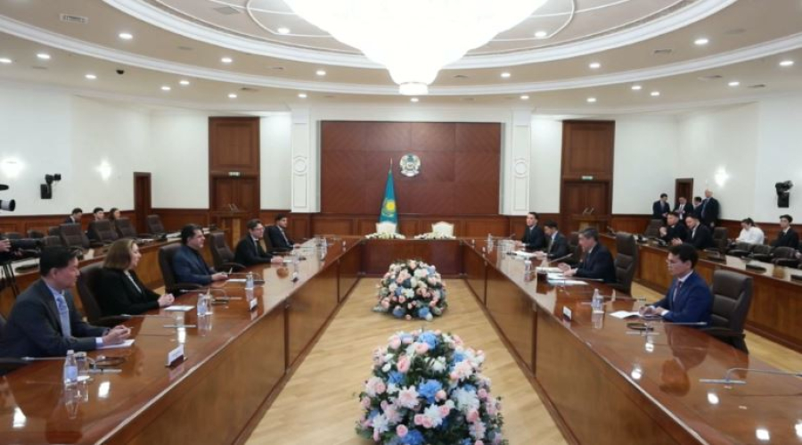 Елде ірі ЖИ орталығы құрылмақ