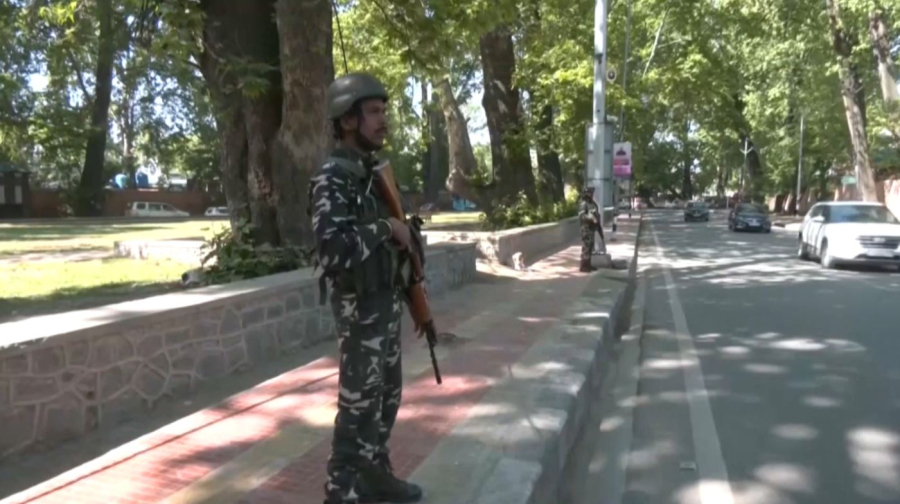 Үндістан мен Пәкістан әскери оқу-жаттығулар өткізіп жатыр