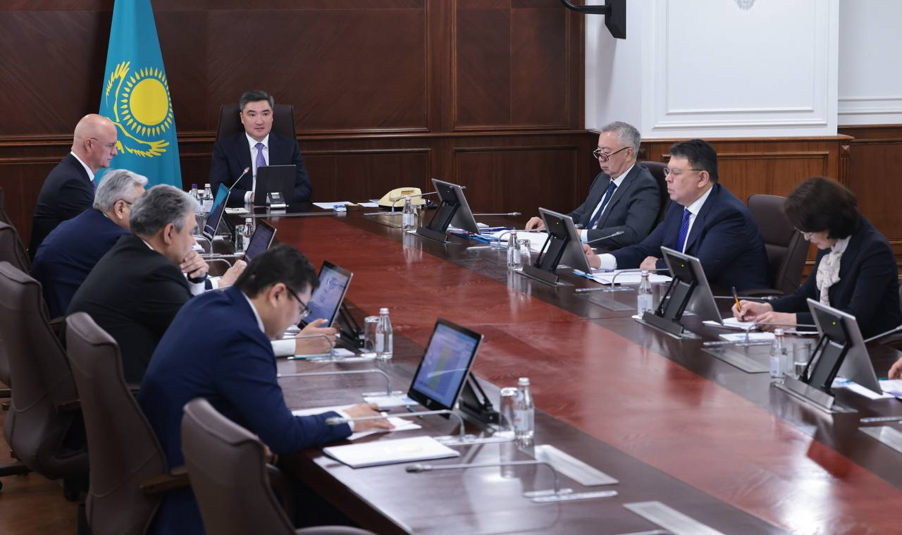 Бектенов потребовал ускорить строительство медицинских объектов