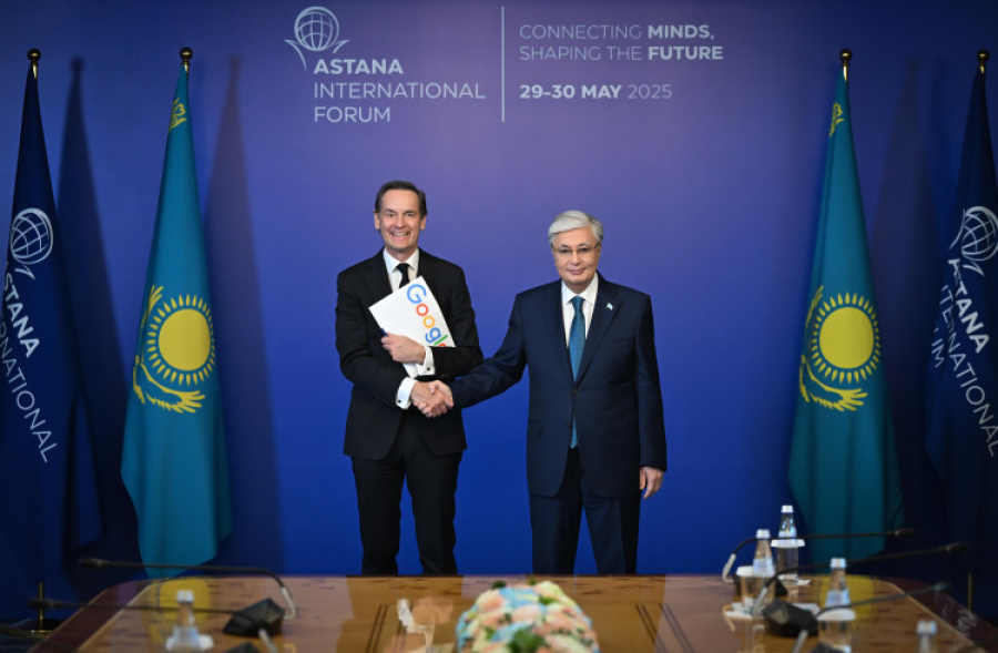 Глава государства принял вице-президента Google по Центральной и Восточной Европе