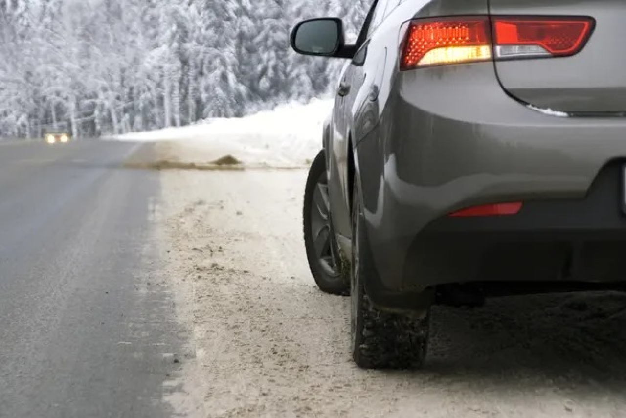 Қар аралас жаңбыр: Қазавтожол 9 облыс жүргізушілерін сақ болуға шақырды