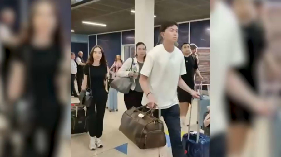 Самолёты с туристами из Дубая прибыли в Казахстан