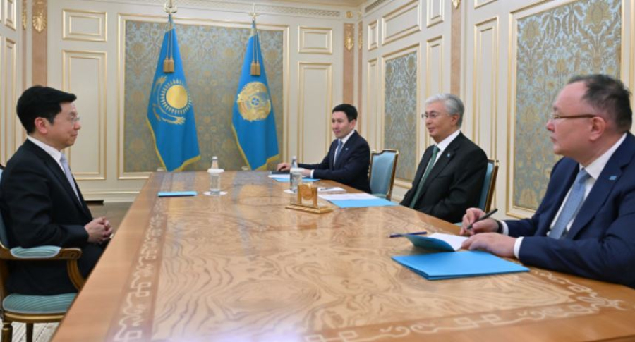 Қ.Тоқаев Sinovation Ventures және 01ai компанияларының бас директорымен кездесті