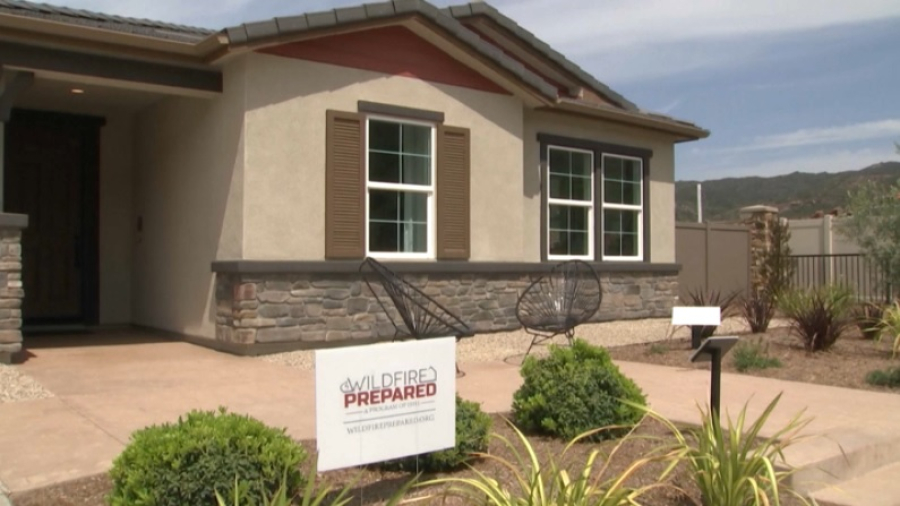 Огнеустойчивые жилые дома начали строить в США