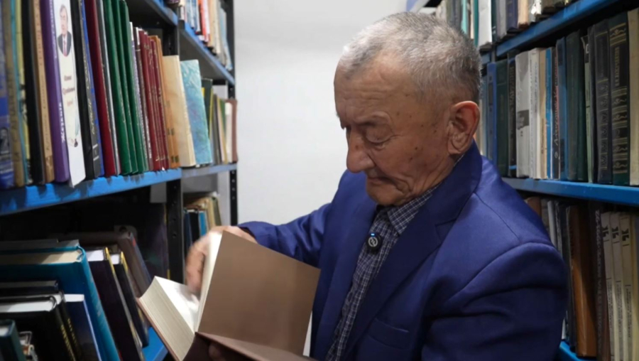 20 мыңнан астам кітап оқыған қария