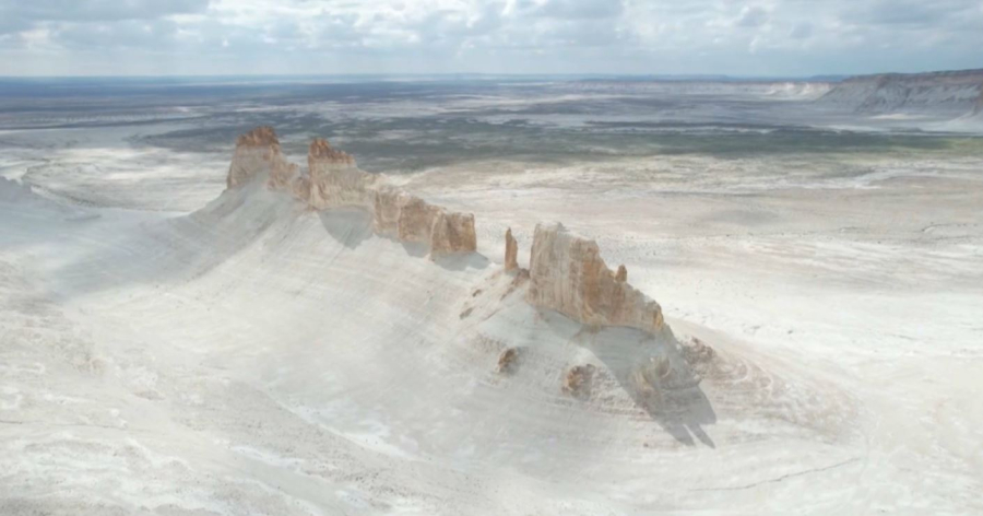 Бозжыра шатқалы шетелдік басылымда жарық көрді