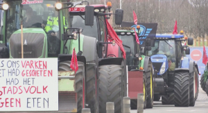 Фермеры перекрыли улицы в знак протеста в Бельгии