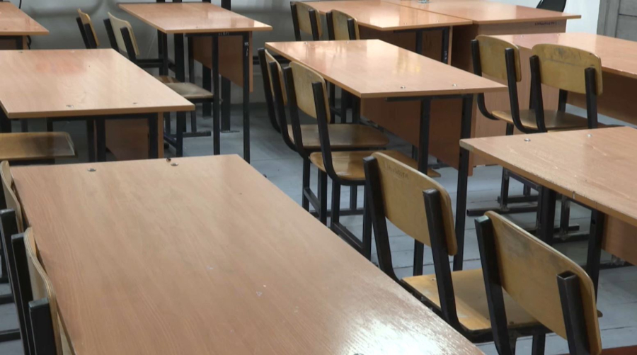 Таразда мектептер қашықтан оқытуға көшті