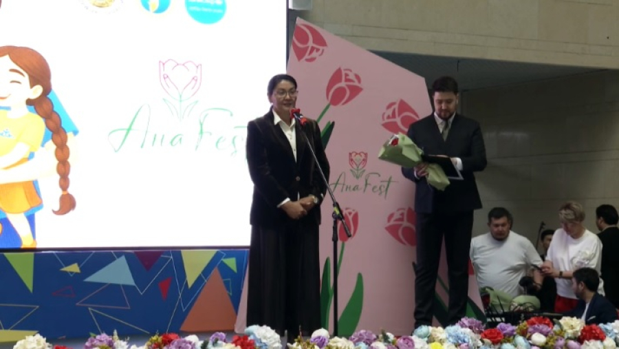 Фестиваль в честь Дня матери организовали в Астане