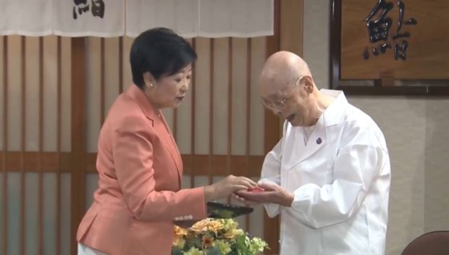 Легендарному шеф-повару суши – 100 лет