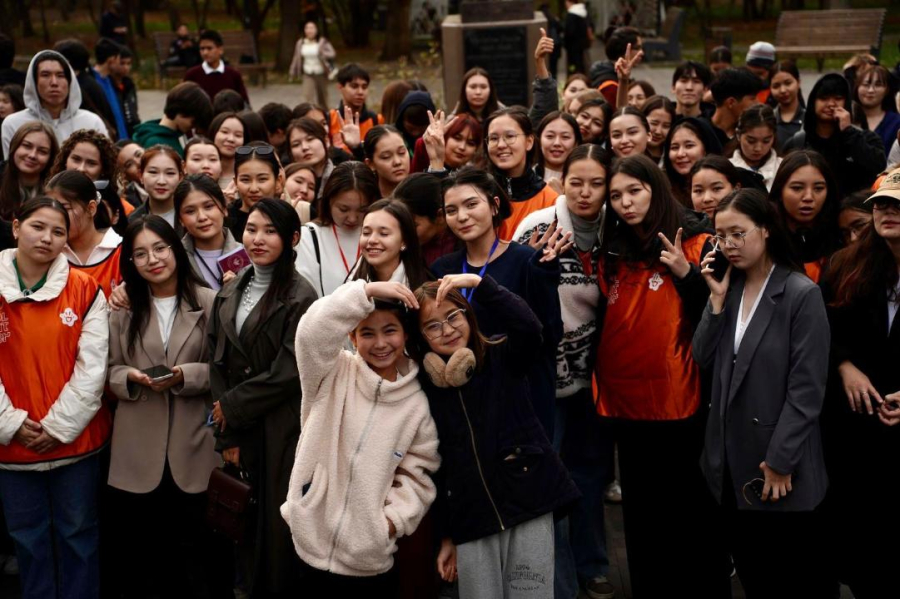 Бесплатная школа TikTok для молодежи запускается в Алматы