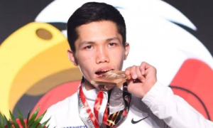 Санжар Ташкенбай стал чемпионом мира по боксу