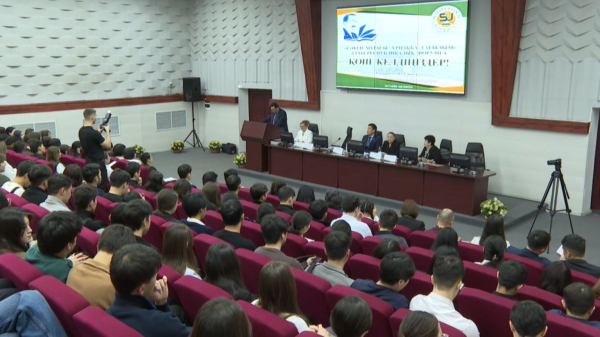 Республиканский форум памяти Сакена Сейфуллина прошёл в столице