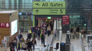 В Германии бастуют работники пяти аэропортов