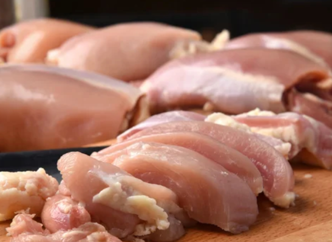 20 тонн мяса птицы пытались незаконно ввезти в Казахстан