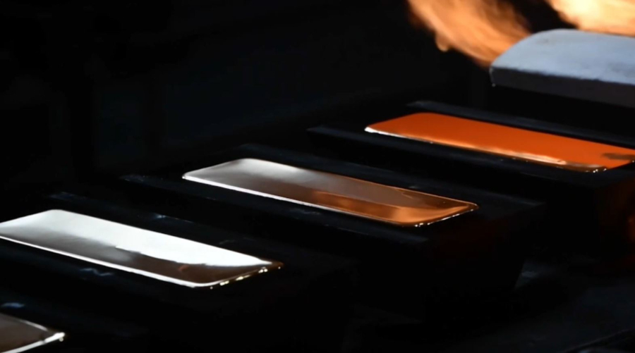 Стоимость золота в очередной раз побила рекорд