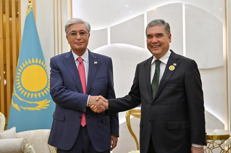 Касым-Жомарт Токаев побеседовал с Гурбангулы Бердымухамедовым