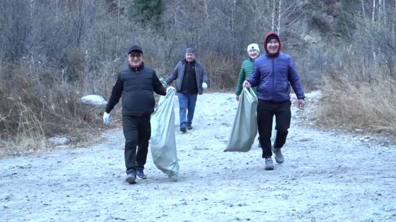 Алматыда Республика күніне орай екі сенбілік өтті