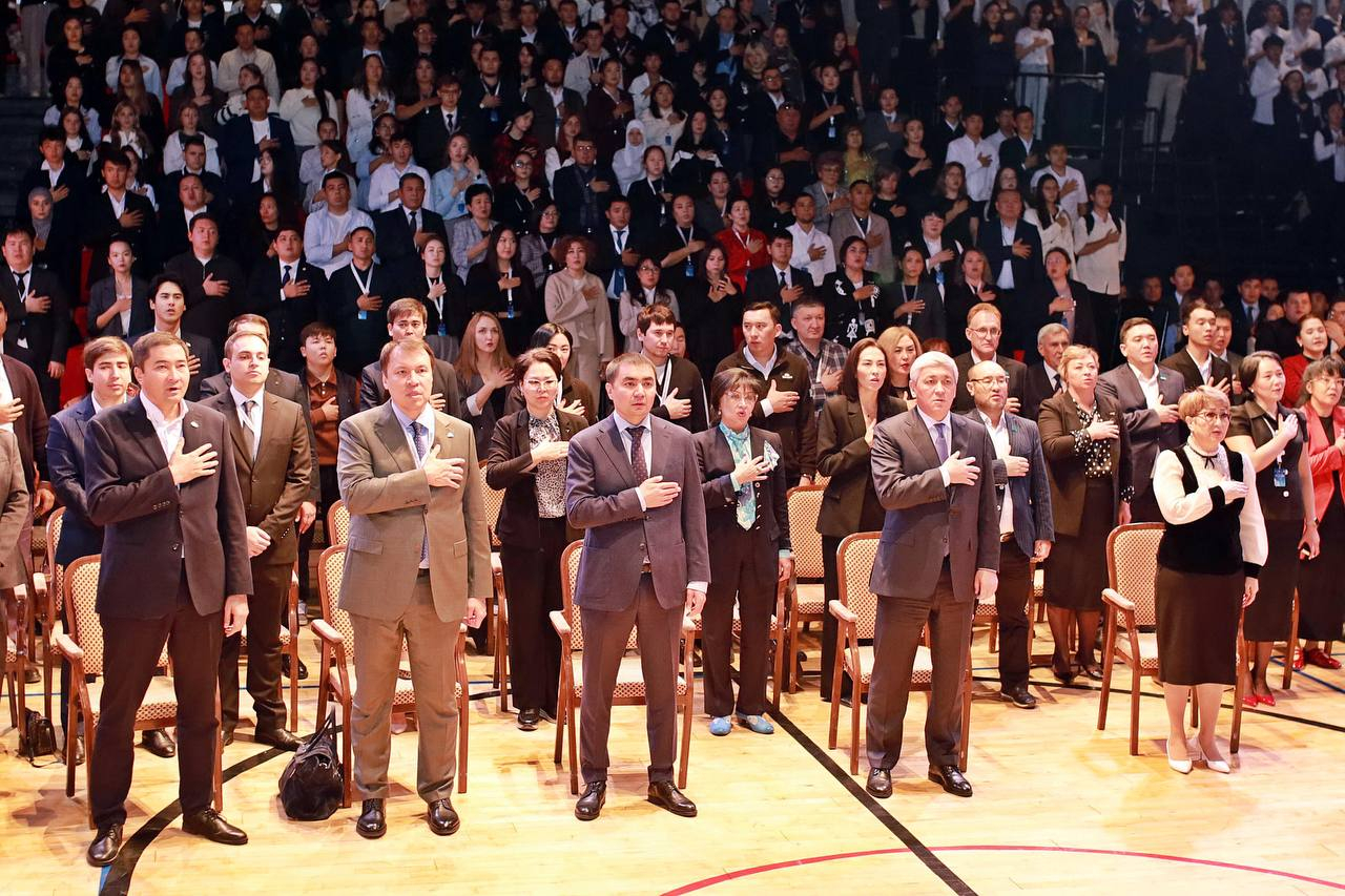 Международный форум рабочей молодежи прошел в Караганде