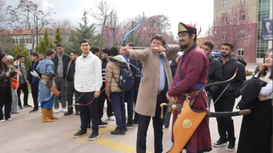 Түркияда Ұлыстың ұлы күні тойланды