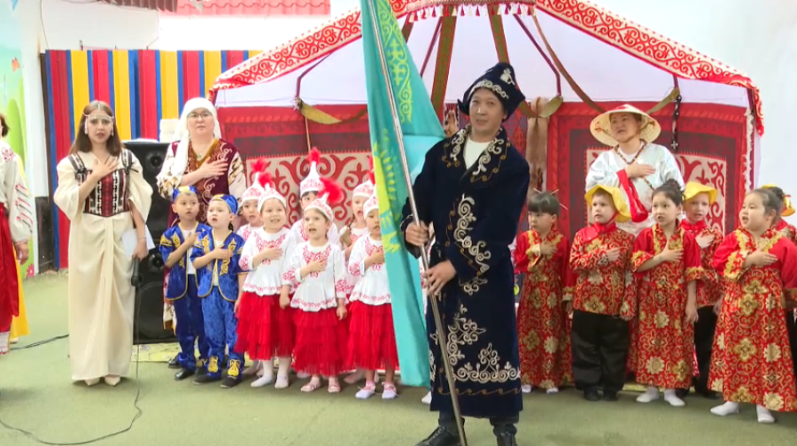 Малыши в Астане устроили фестиваль культуры