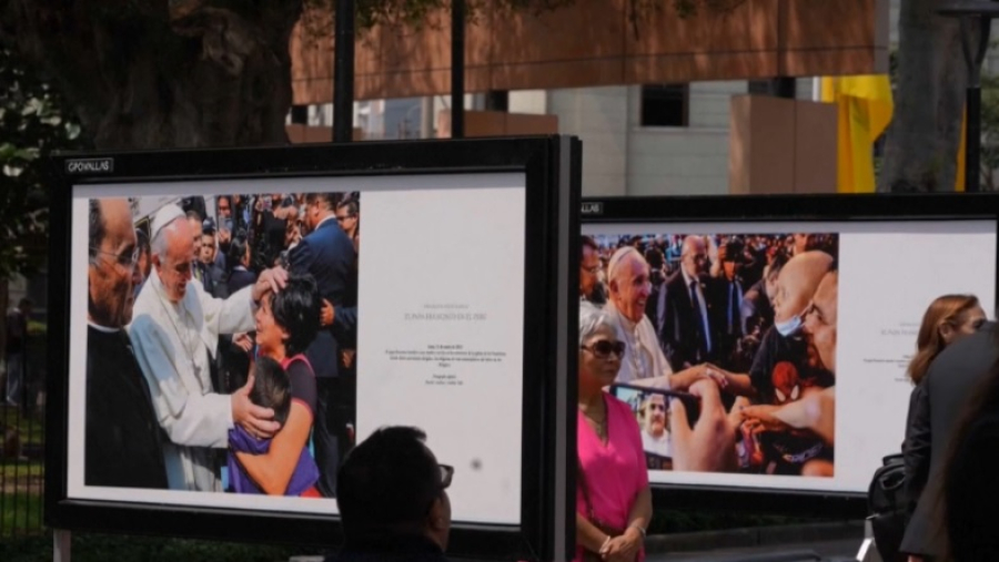 Фотовыставка в честь Папы Римского Франциска открылась в Перу