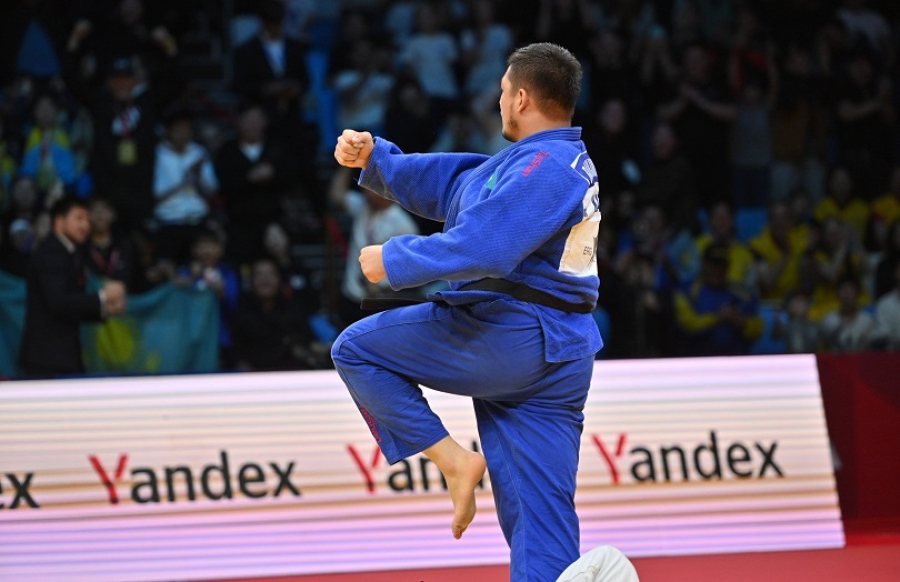 Казахстанские дзюдоисты завоевали еще две медали Grand Slam в Астане