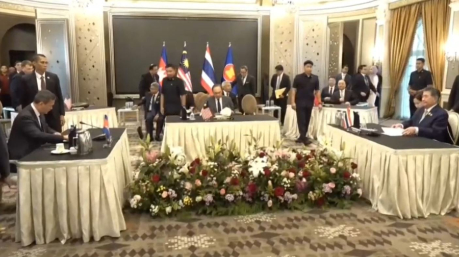 Таиланд и Камбоджа договорились прекратить огонь