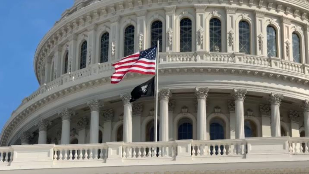 Конгресс США может ограничить военные полномочия Трампа