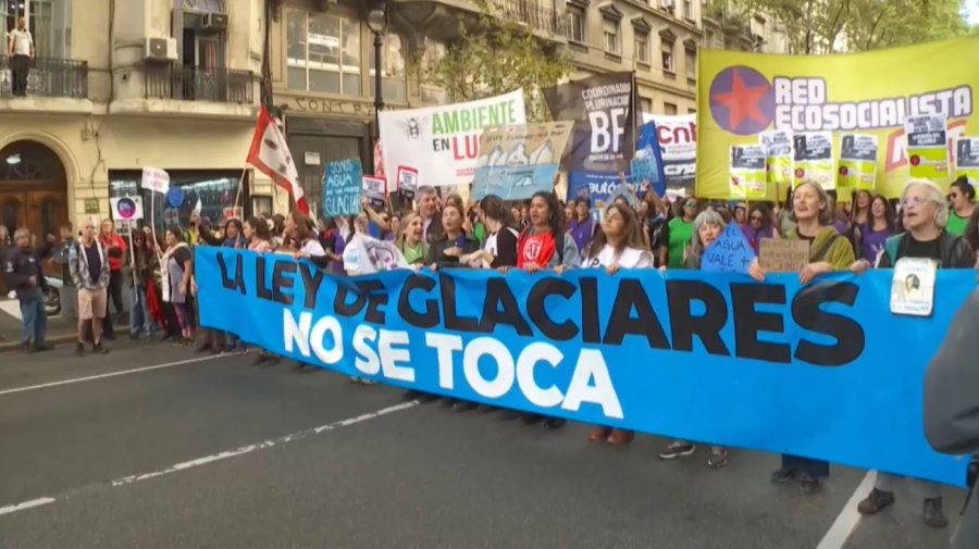 Аргентинада белсенділер тұщы су үшін күресіп жатыр