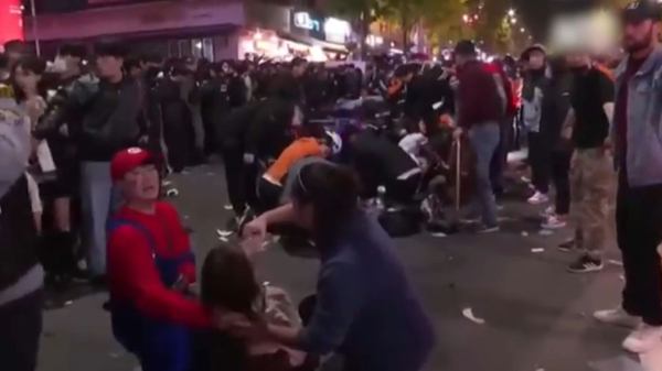 Сеулдегі «қанды» Хэллоуин: полиция басшысы айыпталды